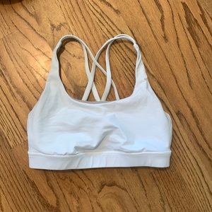 white lululemon sports bra